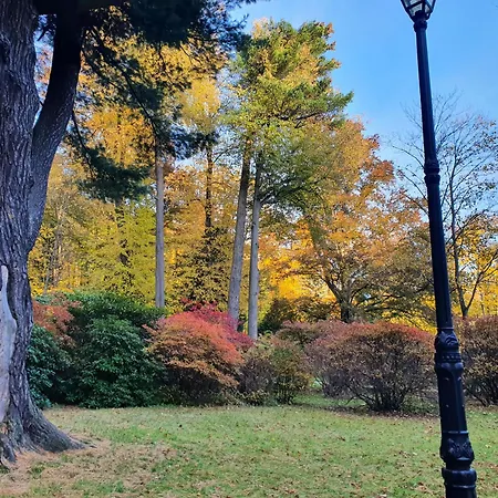 Szmaragd Pensión 3*