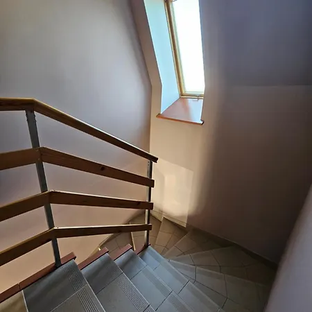 Szmaragd 3*